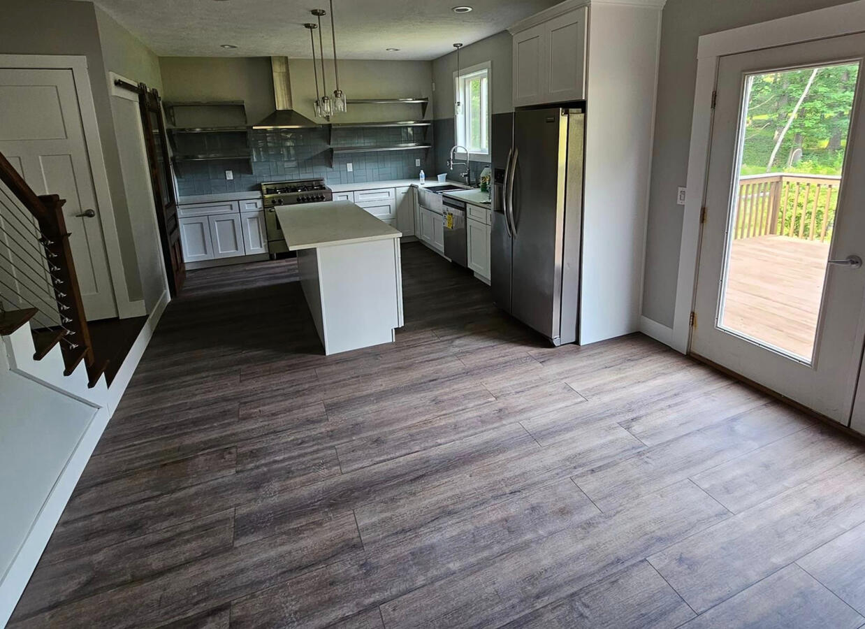 floor installation in a large area